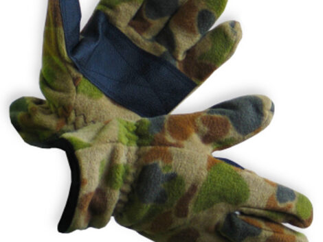 Gloves -  Fleece - Auscam - available in sizes S - 3XL