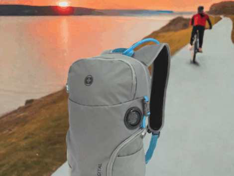 Swissdigital Sonic Silver Bluetooth Speaker Backpack – Sample Clearance